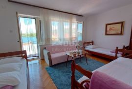 ŠIBENIK, GREBAŠTICA - Apartmanska kuća s pogledom na more, Šibenik - Okolica, Ev