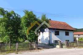 Obiteljska kuća Sveta Nedelja - okolica, Sveta Nedelja, House