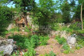 ISTRA, LABIN - Kamena kuća i građevinsko zemljište, Labin, Casa