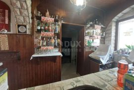 ISTRA, BUJE - Kuća s restoranom u centru Buja, pogled na more, Buje, Casa