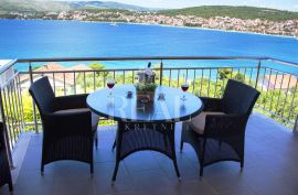 Okrug Gornji 50 m od plaže stan prvi kat 1S+DB 55m2, Okrug, Apartamento