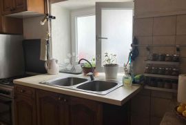 STAN NA 10 MINUTA OD KORZA, Rijeka, Appartment