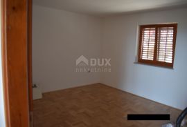 OTOK KRK, MALINSKA - Apartman 2S+DB, Malinska-Dubašnica, Appartment