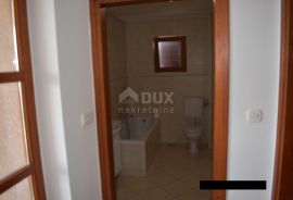 OTOK KRK, MALINSKA - Apartman 2S+DB, Malinska-Dubašnica, Appartment