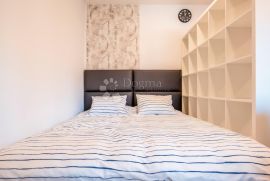 Atraktivna lokacija, Vodice, Apartamento