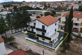 Atraktivna lokacija, Vodice, Apartamento