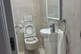 Atraktivna lokacija, Vodice, Apartamento