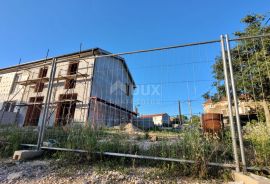 OTOK KRK, VRBNIK - Pola dvojne kuće za odmor s pogledom na more, Vrbnik, Maison