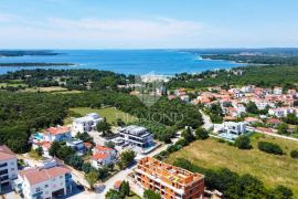 Štinjan, stan u prizemlju 500m od plaže!, Pula, Kвартира