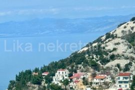 SVETI JURAJ - KLADA Prekrasna kuća u zelenilu na samoj obali mora, Senj, House