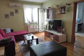 Novi Sad, Rotkvarija, Lukijana Mušickog, 2.5, 72m2, Novi Sad - grad, Appartamento