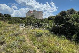 Pag, Mandre, atraktivno građevinsko zemljište površine 662 m2, Pag, Tierra