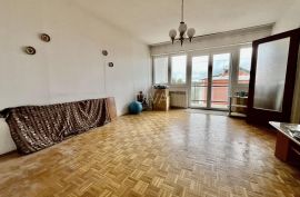 Prostran stan u Štamparevoj ulici (PRILIKA), Slavonski Brod, Appartement