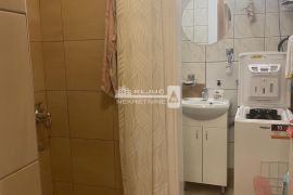 3.0 stan 48m2 +18m2, +10 podruma ID#1862, Vračar, Appartment