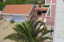 VILLA SA BAZENOM I POGLEDOM NA MORE, BORIK – ZADAR, Zadar, Famiglia