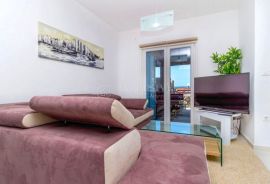 CRIKVENICA - APARTMAN U PRIZEMLJU 150 M OD MORA, Crikvenica, Stan