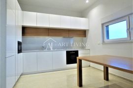 Poreč-okolica, atraktivan dvosoban stan na 1.katu, Poreč, Appartement