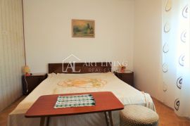 Umag, Stan 151 m2 na 1. katu kuće  500 m od mora, Umag, Apartamento