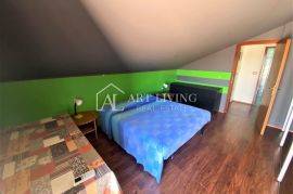 Umag -okolica, apartmanska vila 150m od mora, Umag, Casa