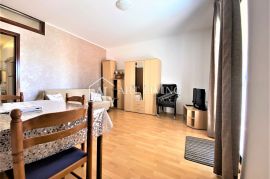 Umag -okolica, apartmanska vila 150m od mora, Umag, Casa