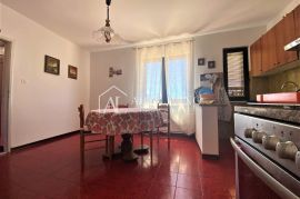 Umag -okolica, apartmanska vila 150m od mora, Umag, Casa