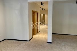 Čukarica - Banovo brdo - 191m2 ID#20746, Čukarica, Propiedad comercial