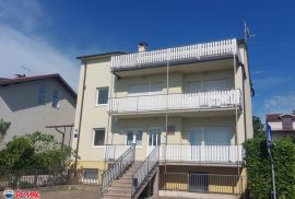 ISTRA, UMAG, APARTMANSKA KUĆA SA LIJEPOM OKUĆNICOM I POGLEDOM NA MORE, Umag, Maison