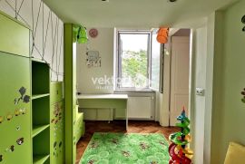 Centar, ugodan 3-soban stan, Rijeka, Appartement