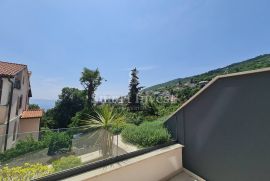 OPATIJA, stan u novogradnji s terasom i pogledom na more, Opatija, Appartement