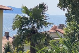 OPATIJA, stan od 67,41 m2 s garažom i terasom, Opatija, Kвартира