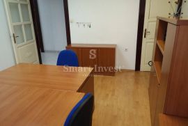 RIJEKA - CENTAR, poslovni prostor od 17.10 m2 za najam., Rijeka, Commercial property