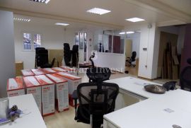 MLAKA, poslovni prostor od 105 m2, Rijeka, Commercial property