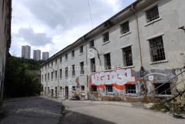 RIJEKA - CENTAR, prodaje se hala od 10.000 m2, Rijeka, Εμπορικά ακίνητα