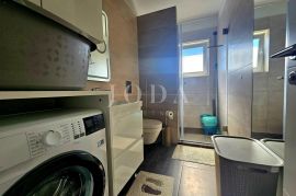 Moderan apartman na odličnoj lokaciji - Malinska, Malinska-Dubašnica, Appartment