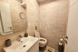 Moderan apartman na odličnoj lokaciji - Malinska, Malinska-Dubašnica, Appartment