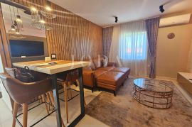 Moderan apartman na odličnoj lokaciji - Malinska, Malinska-Dubašnica, Appartment