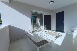 Štinjan duplex kuća 170m2, moderna novogradnja !, Pula, Casa