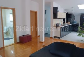 Lekino brdo, Šumice, stan 94m2, Voždovac, Wohnung