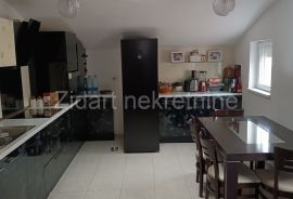 Lekino brdo, Šumice, stan 94m2, Voždovac, Wohnung