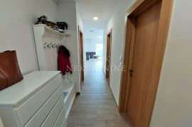 STAN, PRODAJA, ZAGREB, DUBRAVA, 68 m2, 3-soban, Zagreb, Appartamento