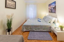 RIJEKA, CENTAR - 2S + DB, kompletno namješten, Rijeka, Διαμέρισμα