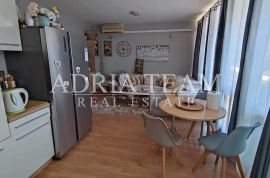 STUDIO APARTMAN, IZVRSNA PRILIKA ZA POSLOVNI ILI STAMBENI PROSTOR - BILI BRIG, ZADAR, Zadar, Propriedade comercial