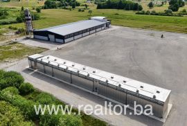 Fabbrica per la produzione di pannelli in legno massiccio, Cazin, Immobili commerciali