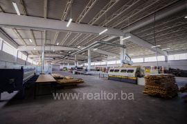 Factory for production of wooden solid panels, Cazin, Commercial property