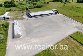 Fabbrica per la produzione di pannelli in legno massiccio, Cazin, Immobili commerciali