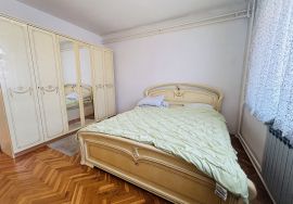 Kuća i apartman za najam radnicima, Zagreb, Famiglia