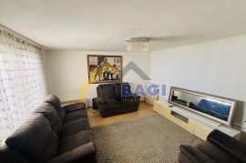 Kuća i apartman za najam radnicima, Zagreb, Famiglia