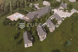 Plitvice, građevinsko zemljište 31.000 m2 s postojećim objektom, Rakovica, Arazi