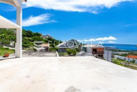 Solin, Kučine, vila s bazenom na mirnoj lokaciji NKP 310 m2, Solin - Okolica, بيت