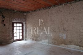 Banderovo, stan od 76 m2 u roh-bau fazi, mogućnost 2S+DB, Rijeka, Appartment